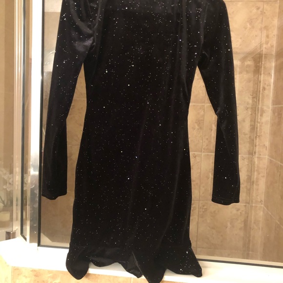 Dress - Picture 1 of 2